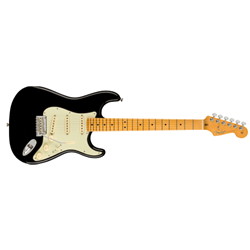 Fender 0113902706 American Pro II Stratocaster MN - Black w/ Hardshell Case