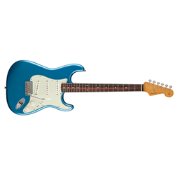 Fender 0144070302 Limited Edition Vintera II Road Worn 60s Stratocaster Lake Placid Blue