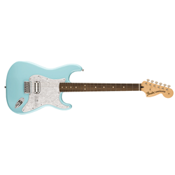 Fender 0148020304 Limited Edition Tom Delonge Stratocaster - Daphne Blue w/ Gig Bag