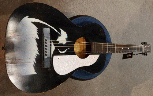 Hawaii Model 1930'S Black With Stencil